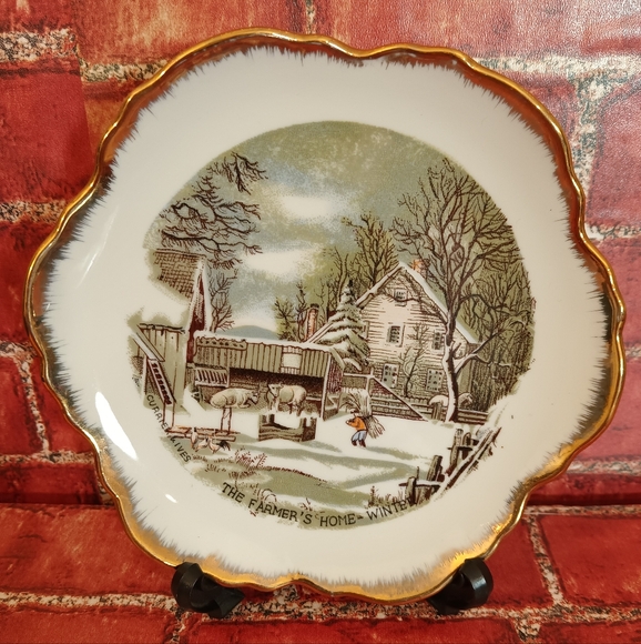 Currier & Ives The Homestead Decorative Hanging Plates - Picture 5 of 13